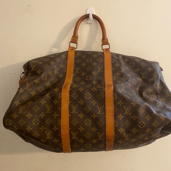 Vintage Louis Vuitton duffle bag! - Picture 4 of 16
